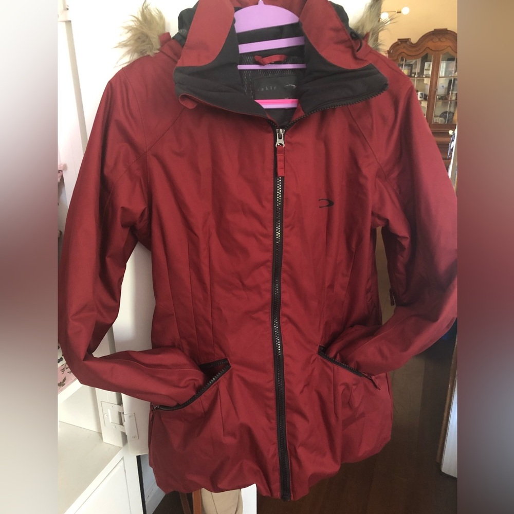 Oakley snowboard/ski winter jacket, burgundy size small